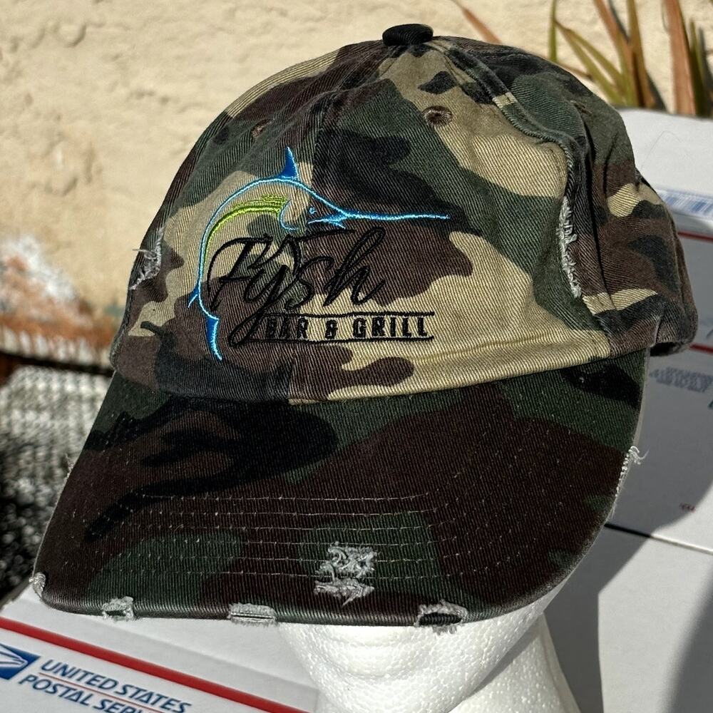Women's Camo Hat